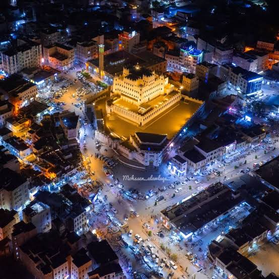سيئون.. قلب وادي حضرموت ومدينة القصر والأسواق والحياة