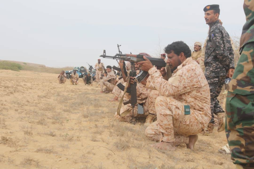 قوات خفر السواحل بحضرموت تنفّذ مشروع الرماية الحية لمنتسبي القطاع الشرقي