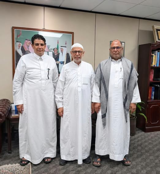 أمين عام مرجعية قبائل حضرموت يلتقي رجل الخير والأعمال المهندس عبدالله بقشان